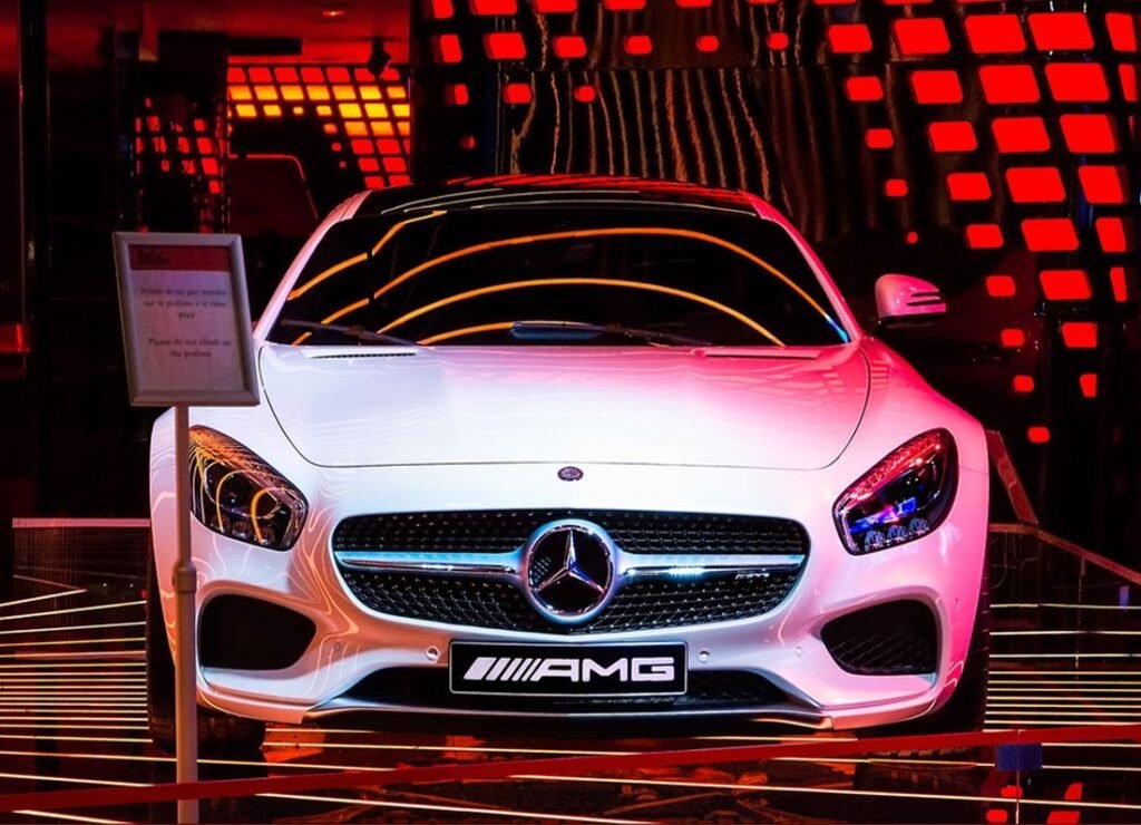 white-car-automobile-paris-france